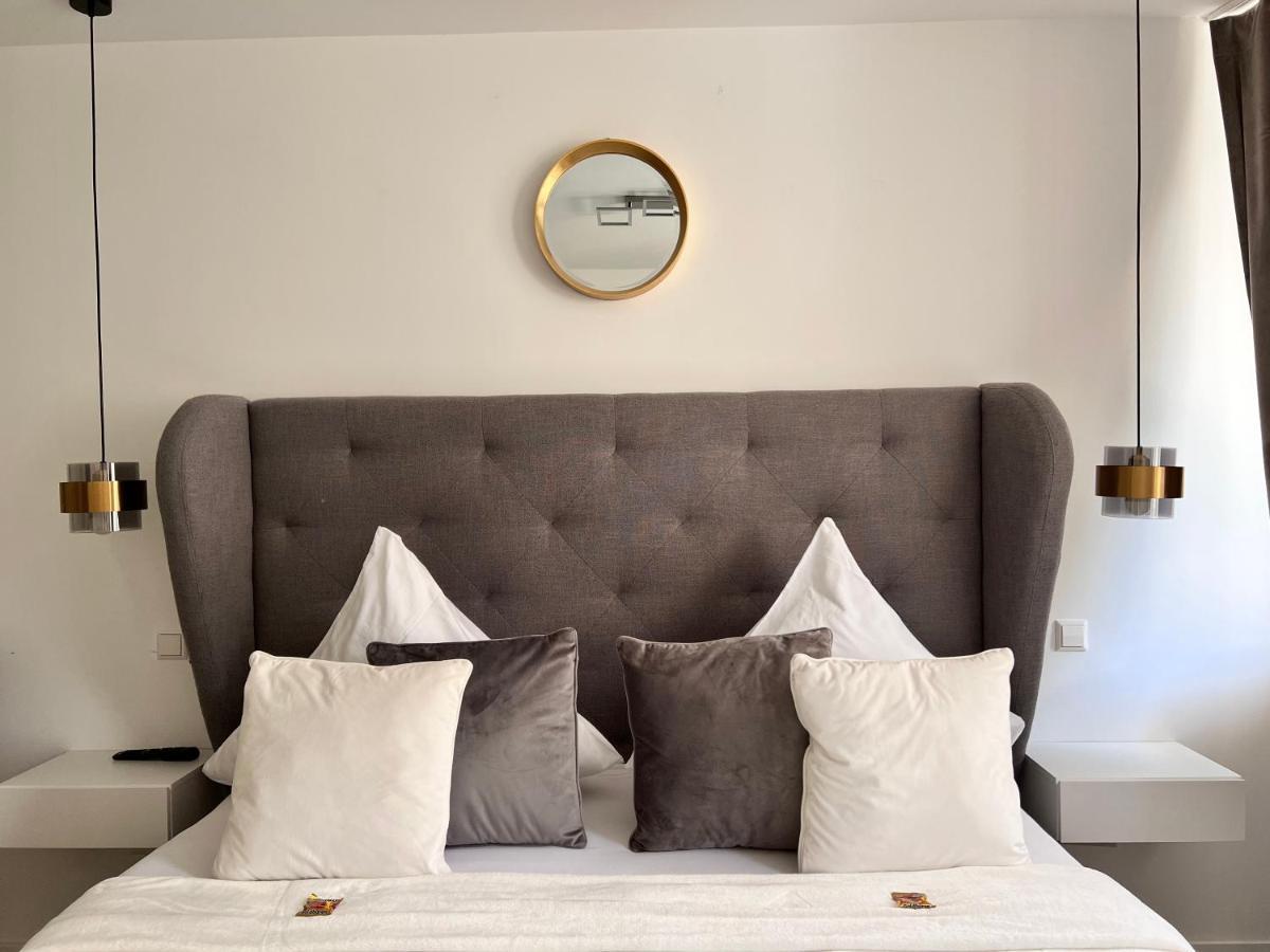 Sophie Flair Apartment คาร์ลสรูเฮอ ภายนอก รูปภาพ